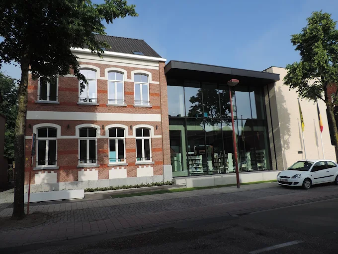 Leo Pleysierbibliotheek